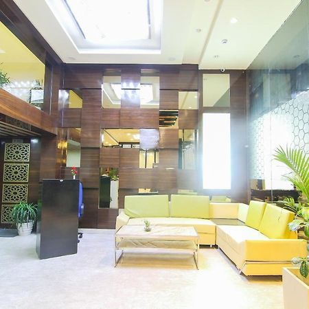 Moments Hotel Lucknow Exterior photo