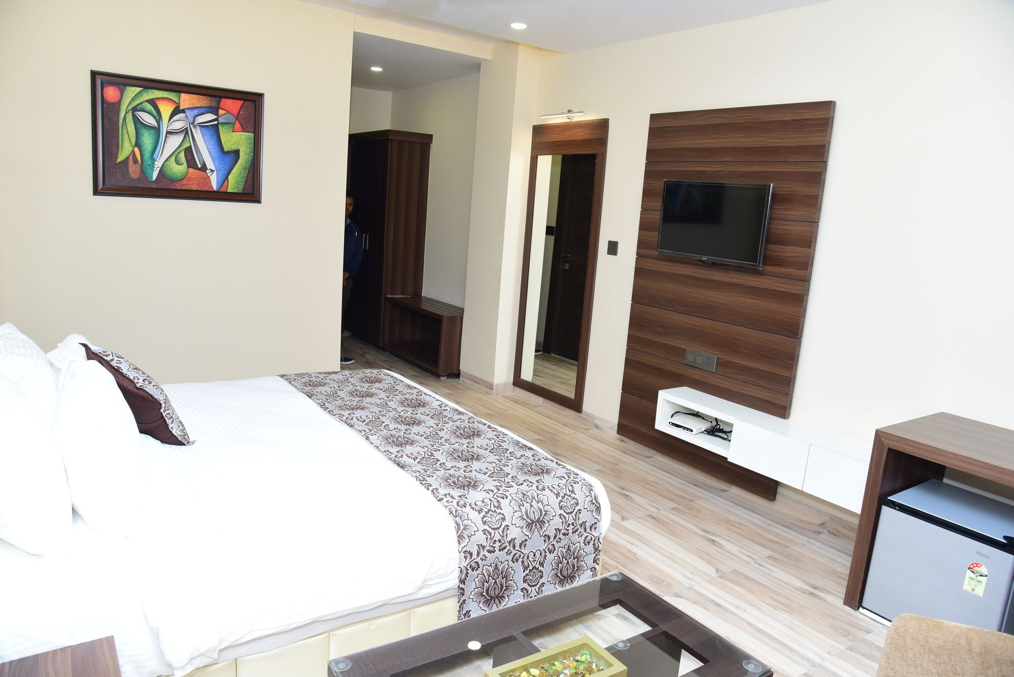 Moments Hotel Lucknow Exterior photo