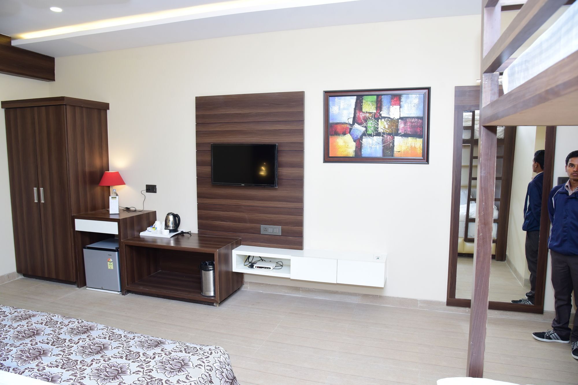 Moments Hotel Lucknow Exterior photo
