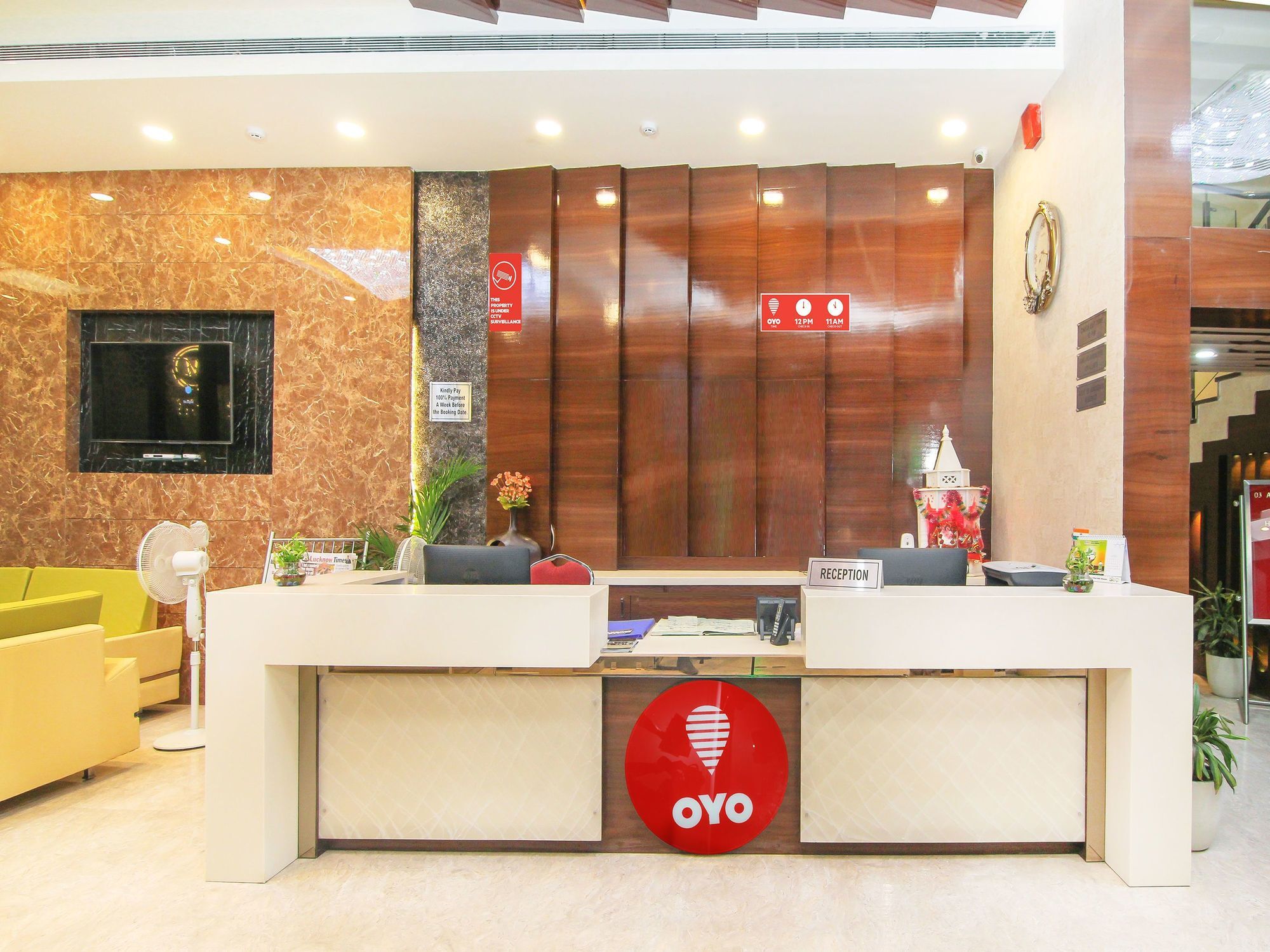 Moments Hotel Lucknow Exterior photo