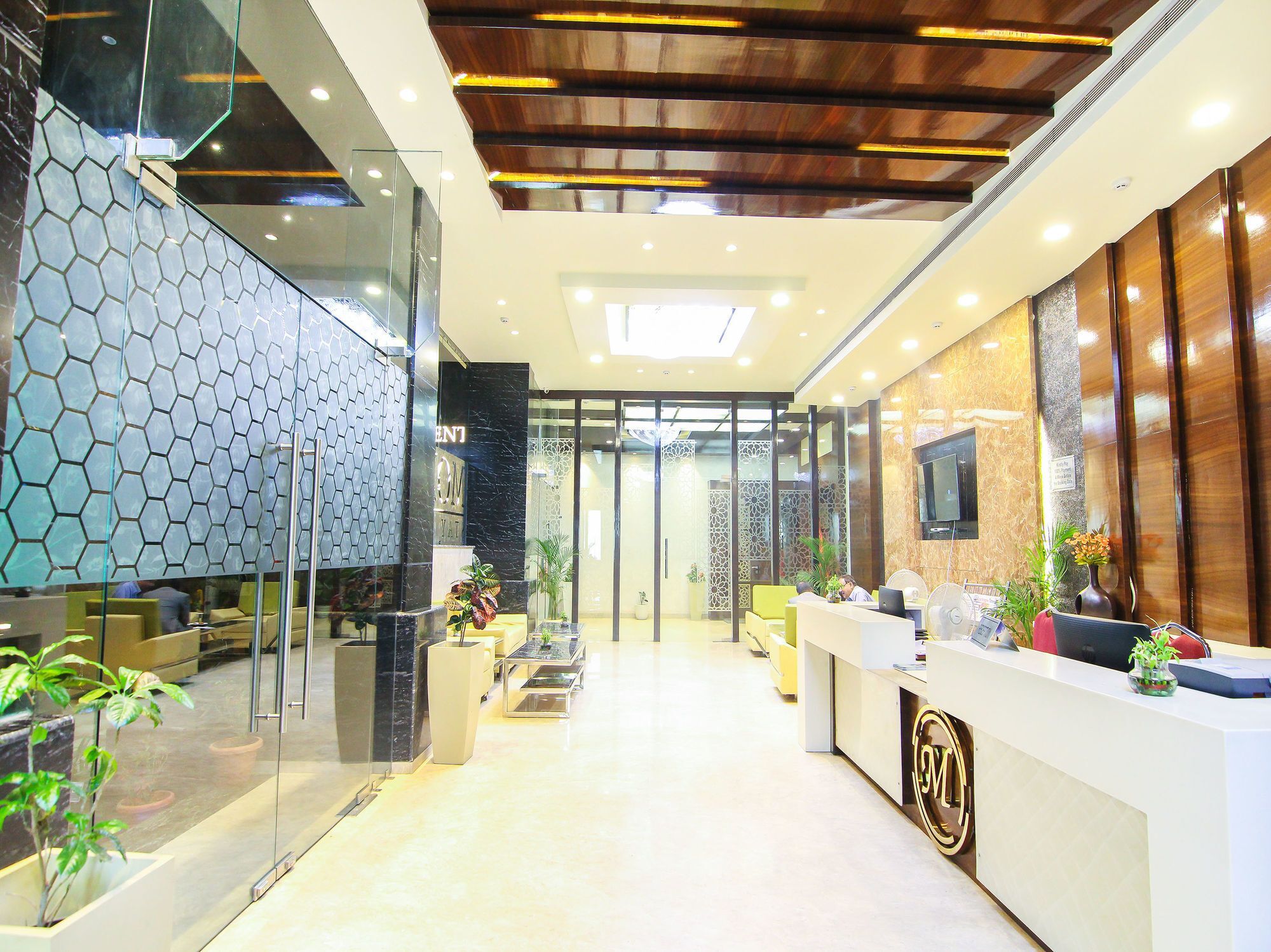 Moments Hotel Lucknow Exterior photo
